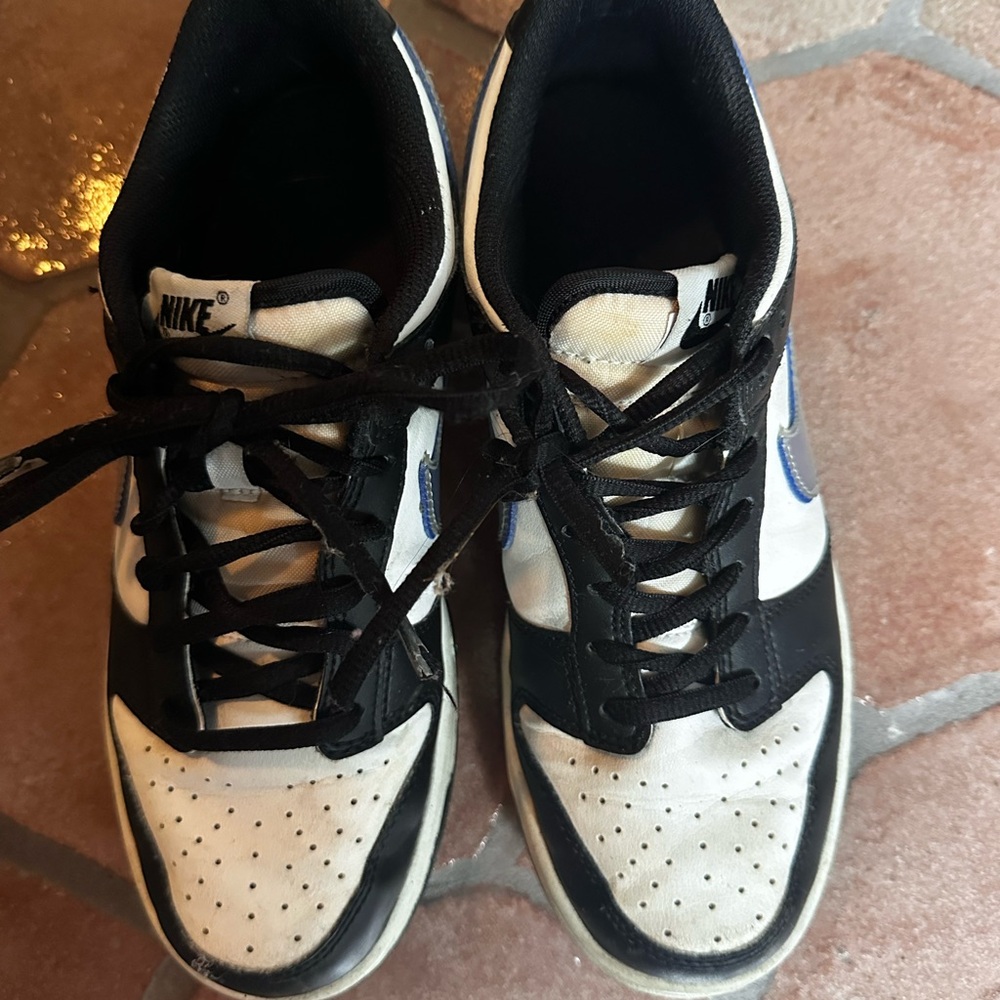 Nike Black and White Athletic Shoes